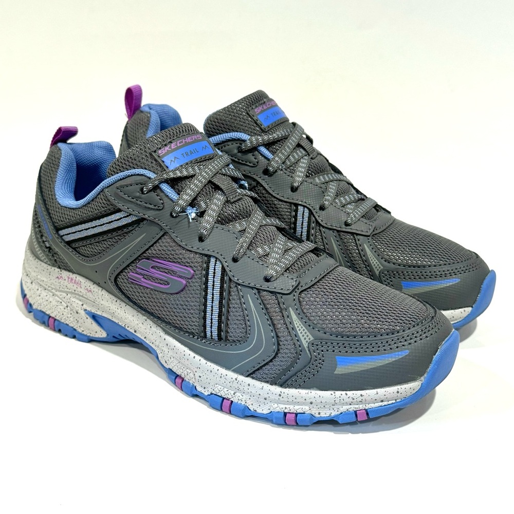 (LIKE NEW) Skechers Women's Hillcrest Vast Adventure Trail Shoes - Size 9